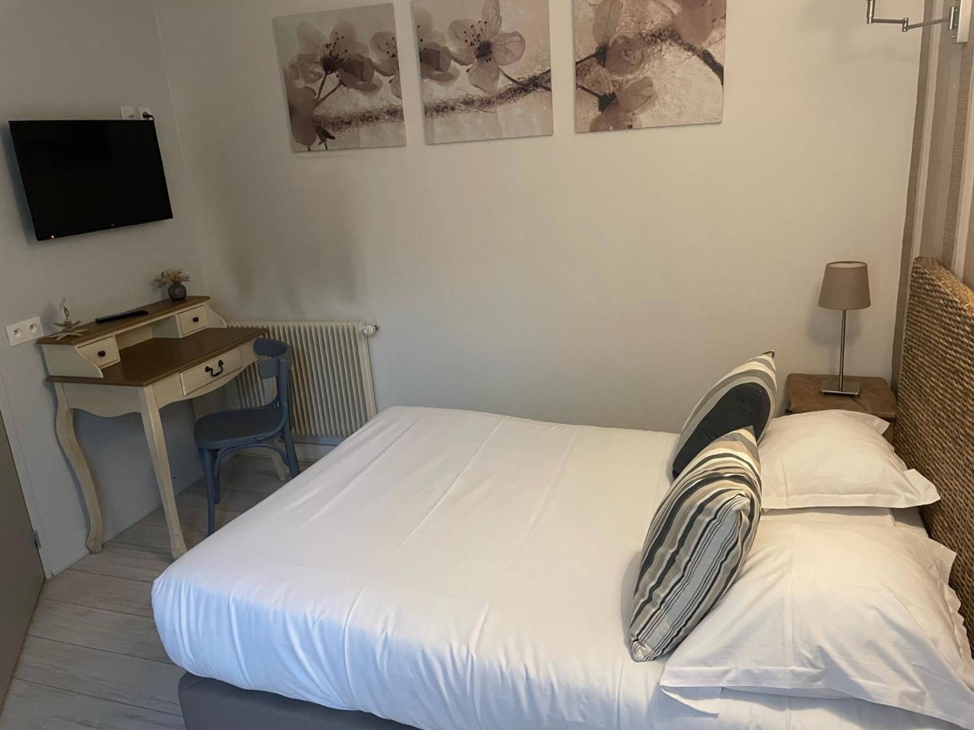 Hotel Des Falaises Villers-sur-Mer Oda fotoğraf