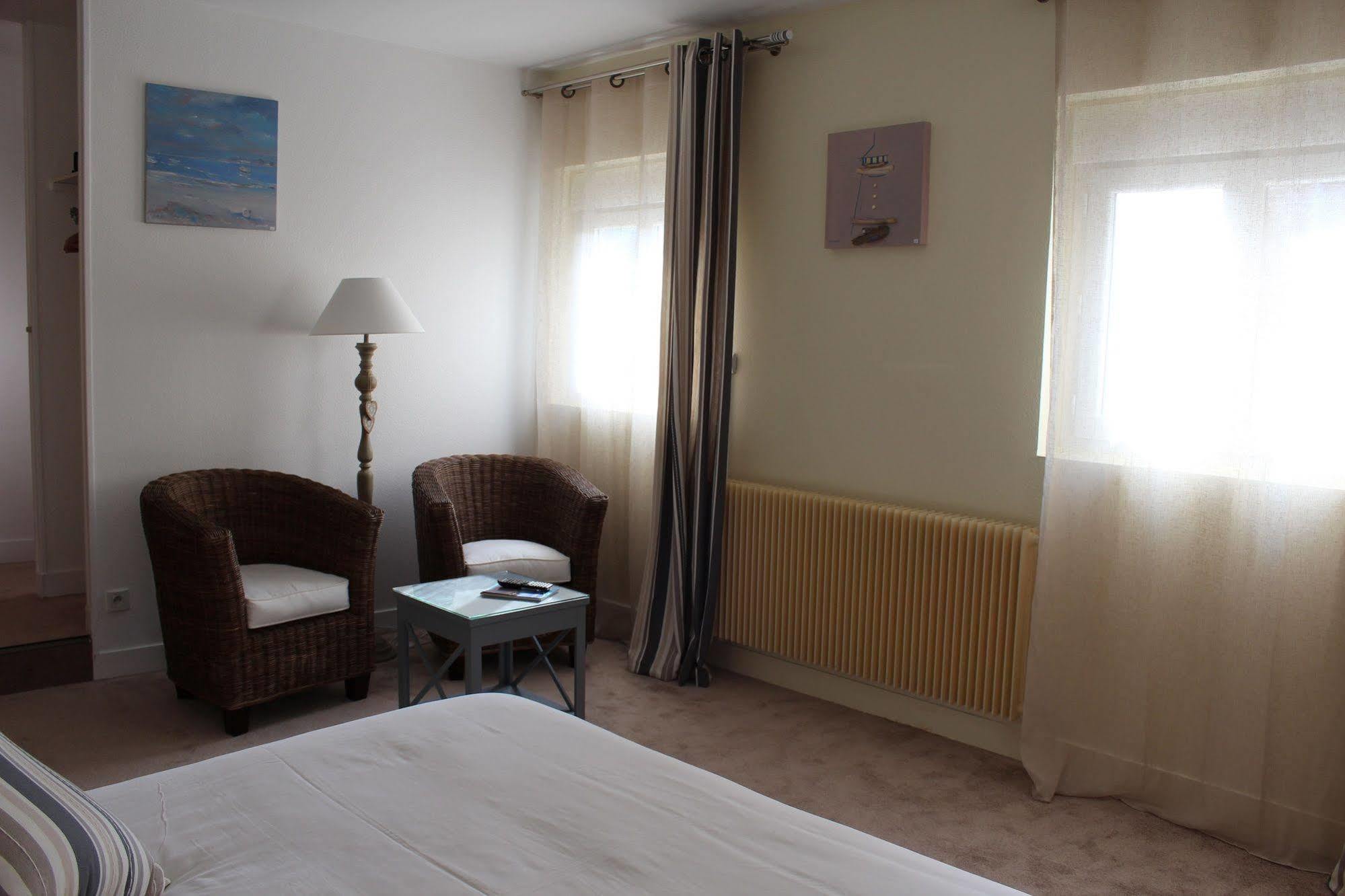 Hotel Des Falaises Villers-sur-Mer Dış mekan fotoğraf